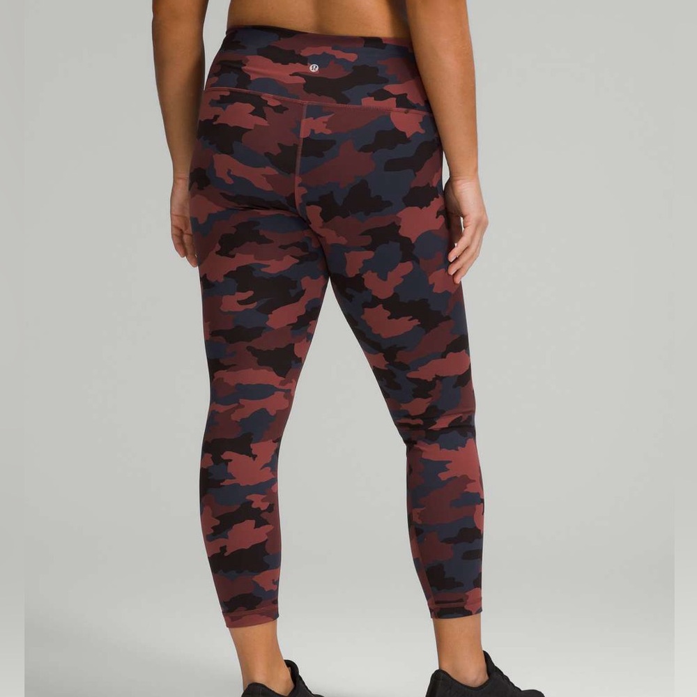 NWOT / Lululemon Wunder Train High-Rise Tight 25" - Picture 5 of 9